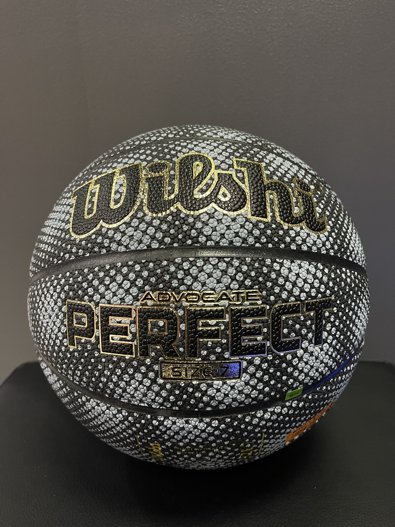 prosport.md new balance 530 mr530ch viber image 2023 11 02 18 49 40 874 2023 11 02 20 01 29 775416 minge de baschet №7 gala chicago fiba (bb7011c)