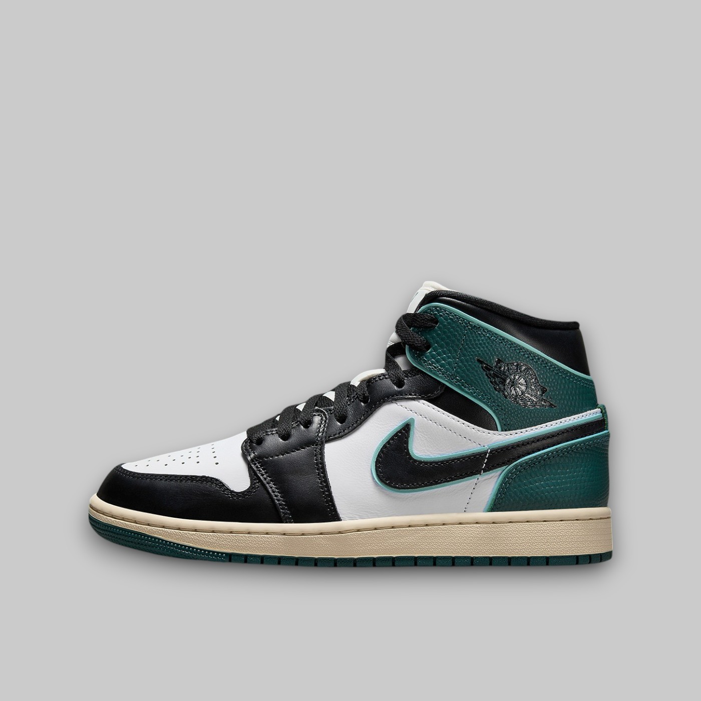 prosport.md 7 photoroom 2025 07 03 14 51 55 082920 ghete puma suede xl en piste (40332302)