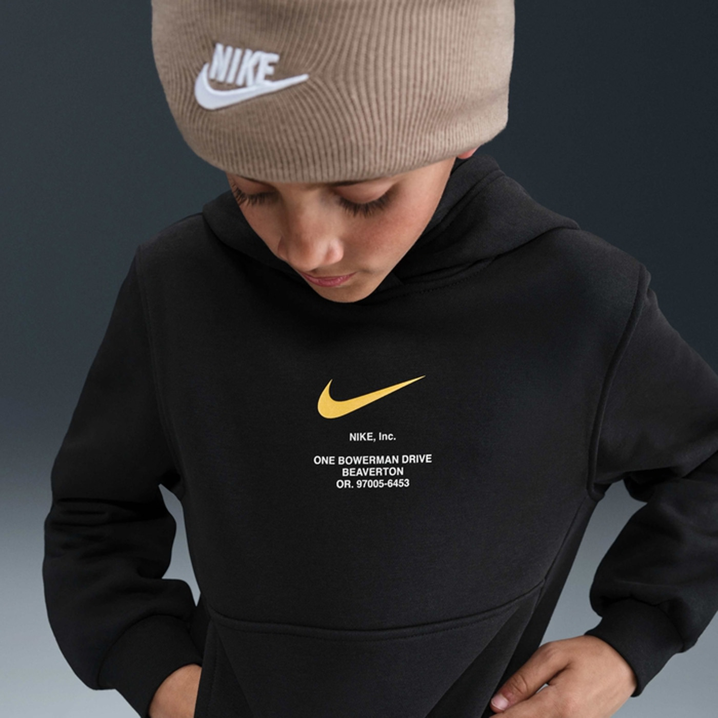 prosport.md pantaloni nike sportswear tech fleece hv5869 012 1 2025 09 02 14 57 52 071933 hanorac nike tech fleece sportswear full-zip (hv5867-037)