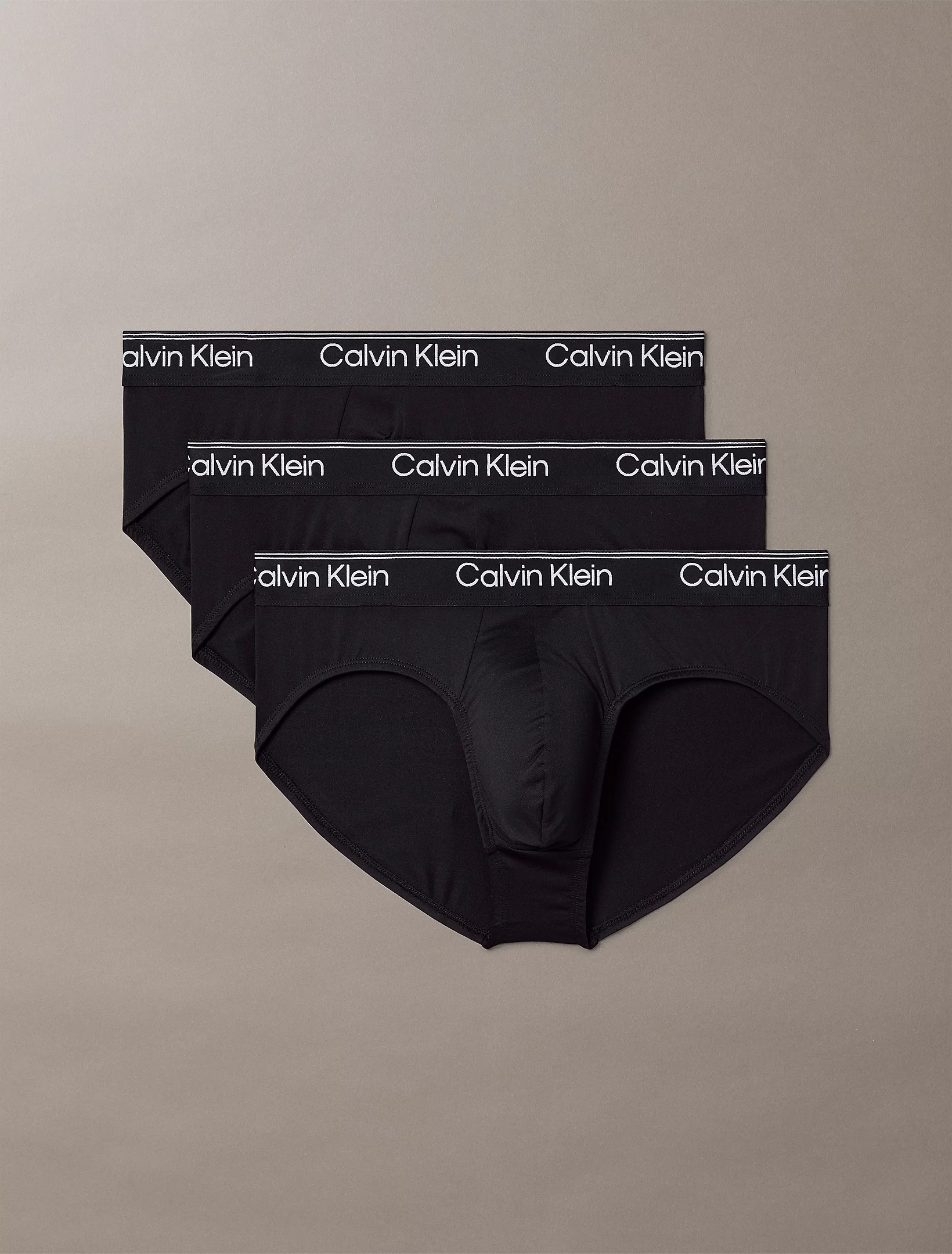 prosport.md lenjerie calvin klein trunks icon logo graphic lv00nb4476 ub1 download 2025 11 29 13 19 43 191356 lenjerie calvin klein low rise trunks - cotton stretch 3 pack (lv00nb4389-100)