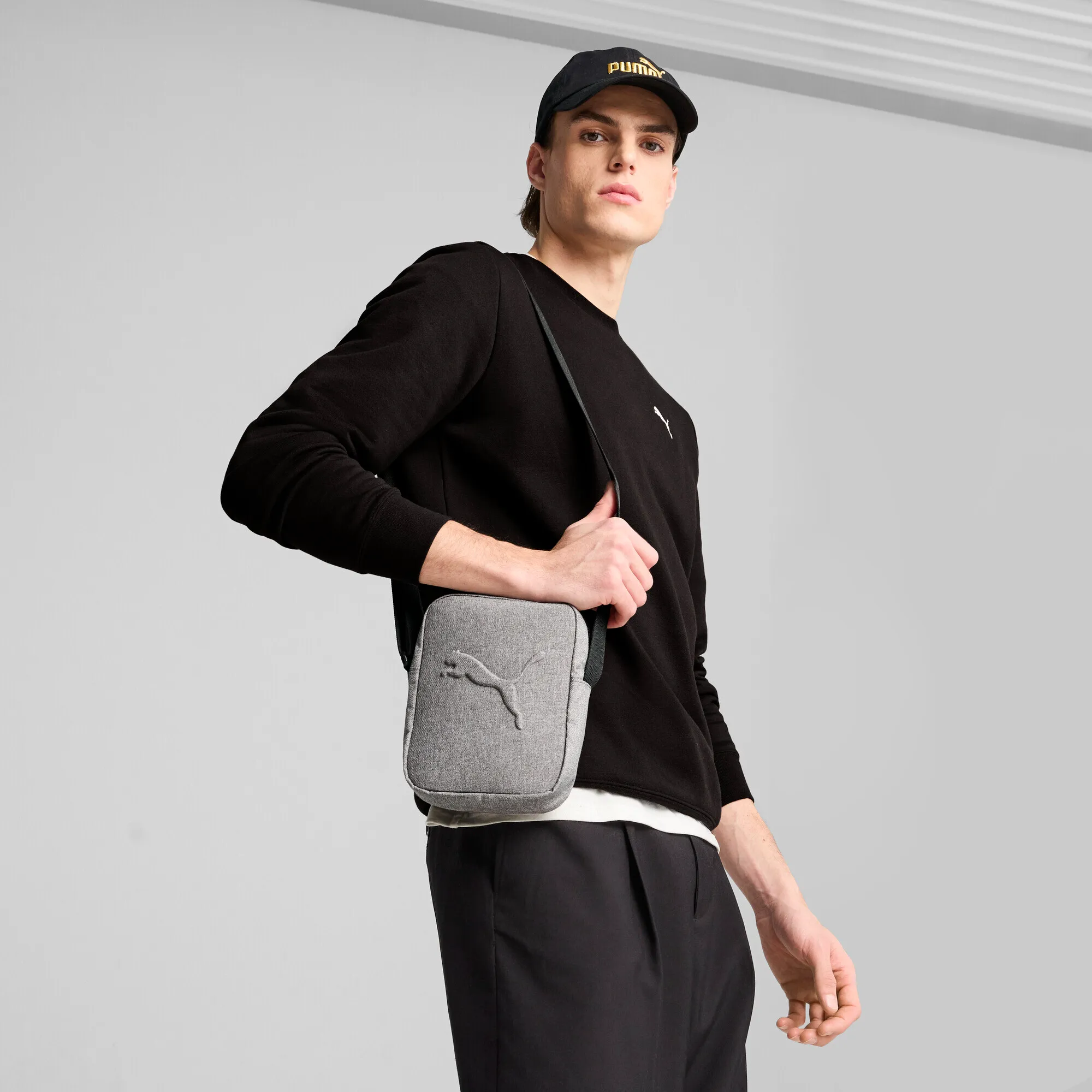 prosport.md borseta puma plus portable 09118230 09135101 2026 02 03 20 18 37 112178 borseta puma deck sling bag (09131901)